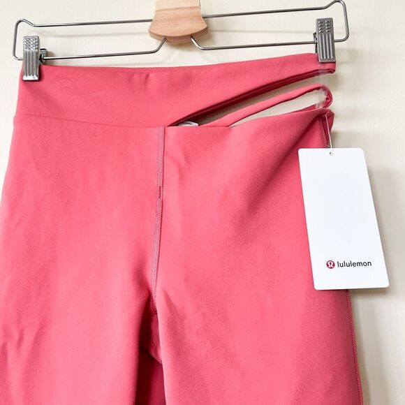 Lululemon Cut-Out Waist High-Rise Train Tight Legging - Picture 7 of 10